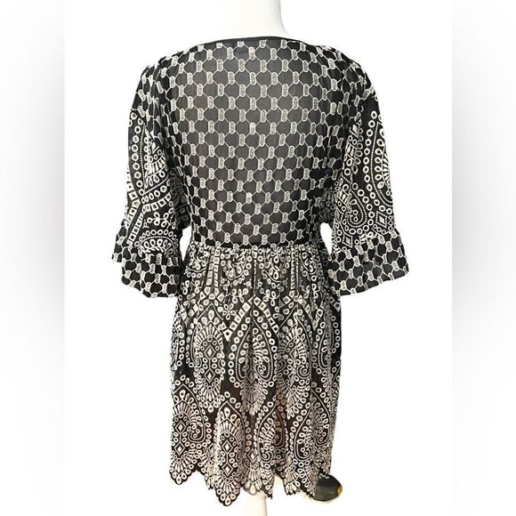 Anthropologie Akemi & Kin Sz 2 Brooke Eyelet Swing Dress Black White Boh… - Picture 5 of 6